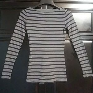 ❇Gap long sleeve striped knit shirt